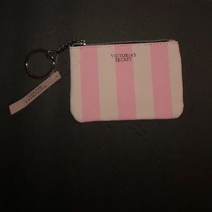 VICTORIAS SECRET ICONIC STRIPED COIN KEY RING CHANGE PURSE NWT